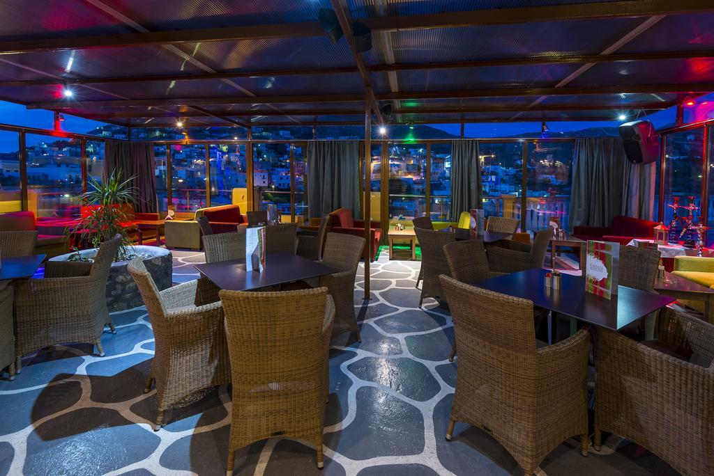 Elefteria Hotel Agia Marina  Buitenkant foto