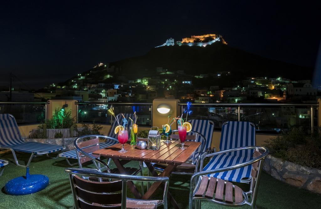 Elefteria Hotel Agia Marina  Buitenkant foto